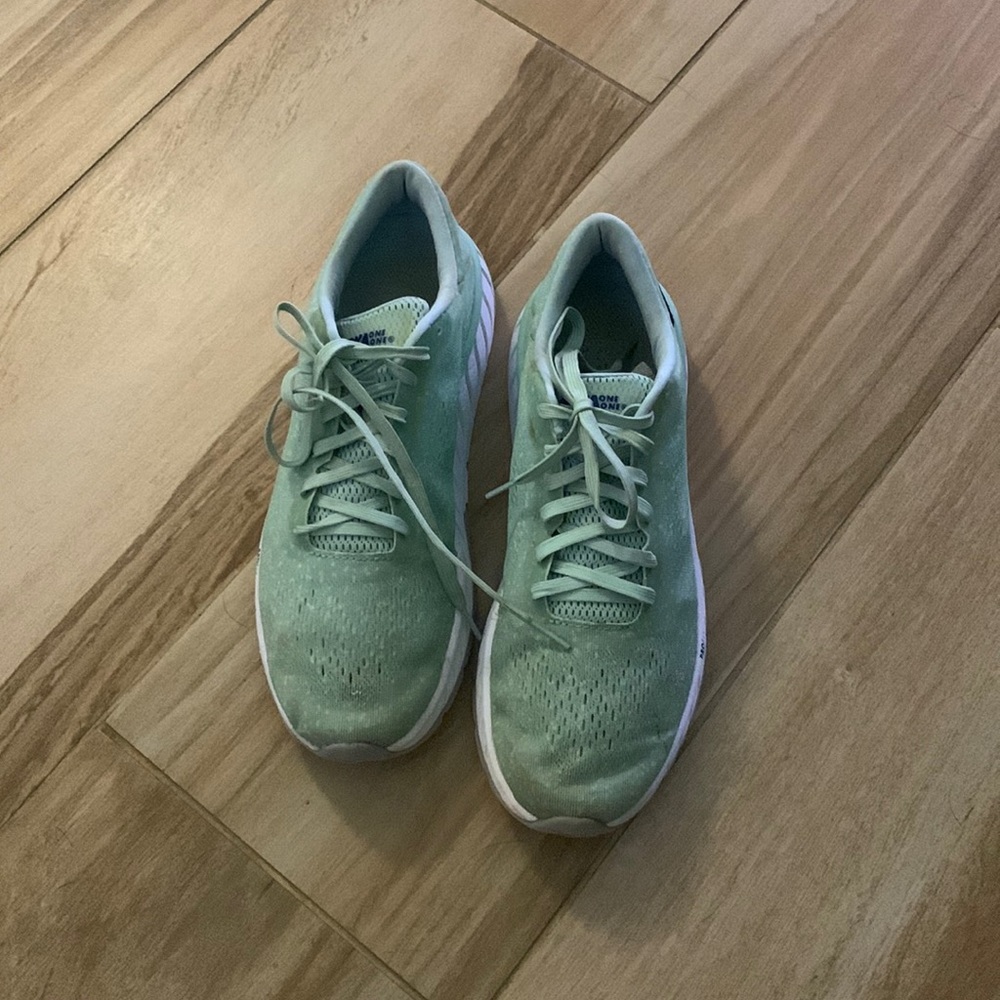 Hoka One One Women’s shoes